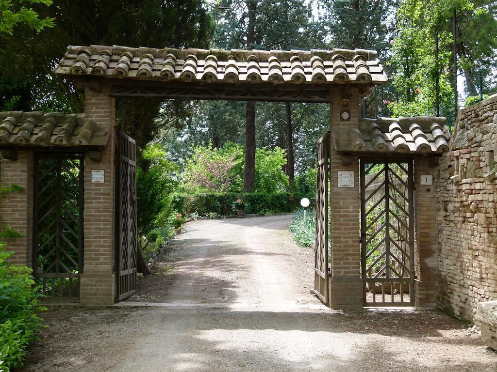 Casa Fiorita Bed & Breakfast 3*