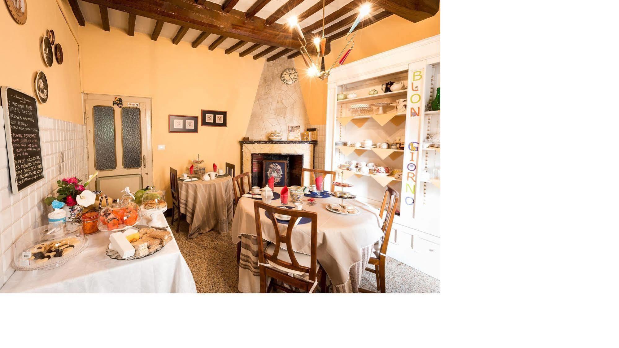 Casa Fiorita Bed & Breakfast 3*